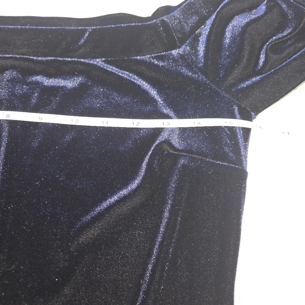 VENUS Navy Velvet Off-The-Shoulder Dress – Size Small - Picture 4 of 10